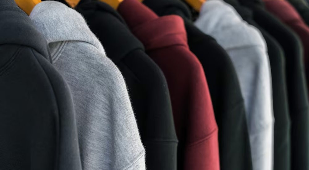 Apparel & Lifestyle Apparel & Lifestyle